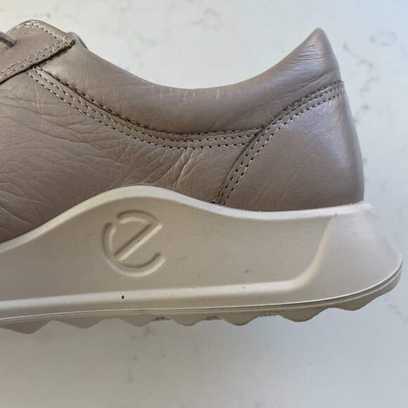 Ecco Soft 7 Casual Lo Cut Leather Lace Up Sneakers Neutral Soft Grey Sz 40 - Picture 12 of 13